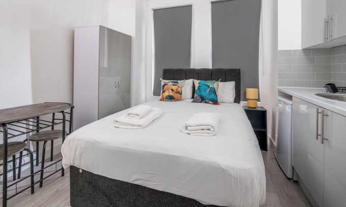 Walthamstow Apartment | Studio Unit in London Walthamstow