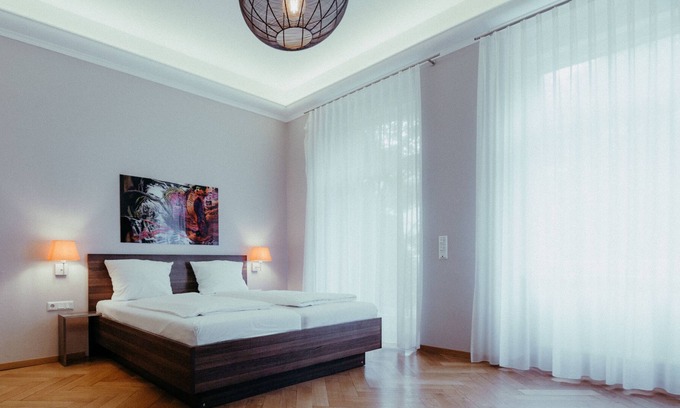 Weststadt House | Studio with balcony and your own fully equipped kitchenette