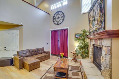 Cedar City Apartment | Studio with Fireplace Walk to Downtown Cedar City!