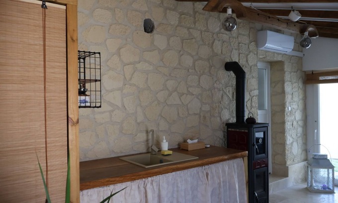 Bergerac Apartment | Studio with private garden