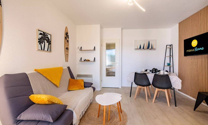 Valescure Apartment | Studio with terrace for 4 people - Selection - super Home