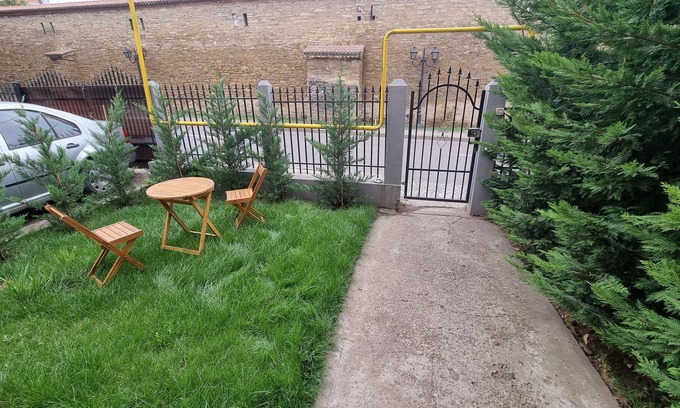 Iasi Apartment | StudioM Comfy Studio in the Center on Iasi Pet Friendly
