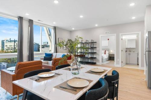 Northern Liberties Apartment | Stunning 1-BD - City Views - Near Fishtown