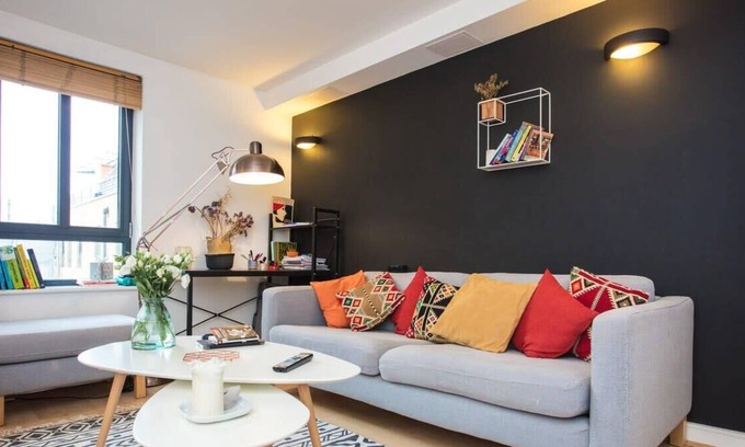 Stoke Newington Apartment | Stunning 1 Bedroom Apartment in the London Borough of Hackney