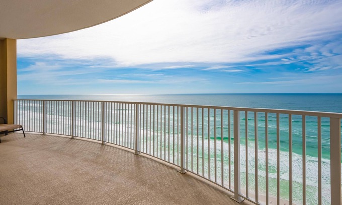 Long Beach Condo | ~Stunning 19th Floor Ocean Villa 2B/2B Condo W/FREE Beach Chairs/Umbrella~