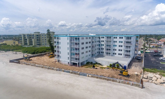 South Patrick Shores Condo | Stunning 2-Bedroom Oceanfront Condo 203 at Sandpiper Towers in Satellite Bch, FL