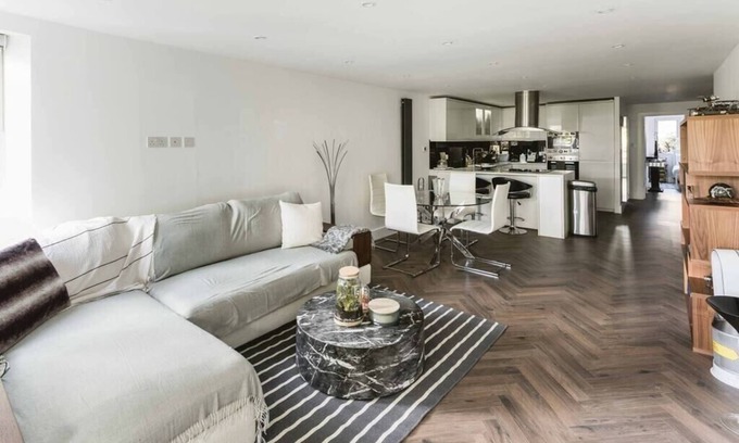 Westbourne Apartment | Stunning 2BD Apartment in Maida Vale