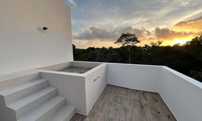 Puerto Morelos House | Stunning 3 bedroom home with rooftop terrace 8 minutes from the beach