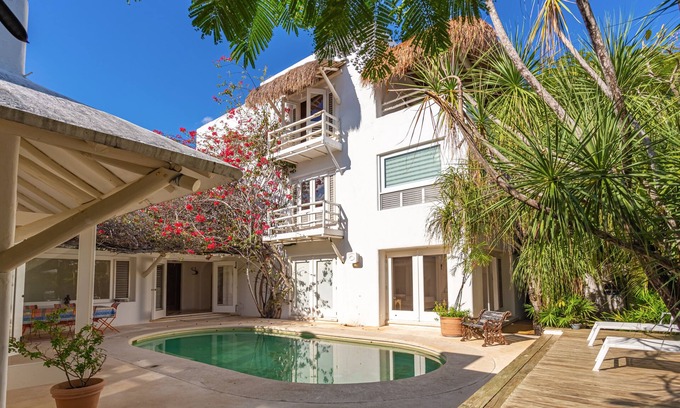 Playacar Fase I House | Stunning 3BR Villa Playacar Phase 1