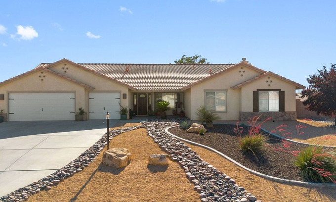 Apple Valley House | Stunning 4-bedroom 3-bath home with desert views