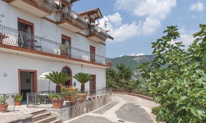 Agerola Apartment | Stunning apartment in Agerola (NA)