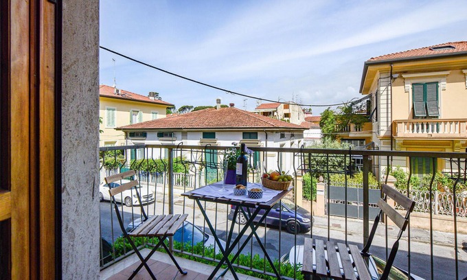 Ex Campo d'Aviazione Apartment | Stunning apartment in Viareggio