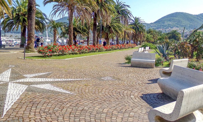 La Spezia Apartment | Stunning apartment in La Spezia -SP-