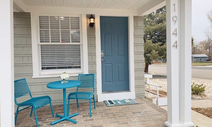 Greeley Apartment | Stunning Bungalow Next to Unc - Free Cruiser Bikes!