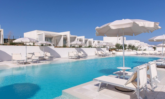 La Pelosa Apartment | Stunning Capo Falcone Charming Apartments, 1 Bed Comfort Apt sleeps 4 with Child