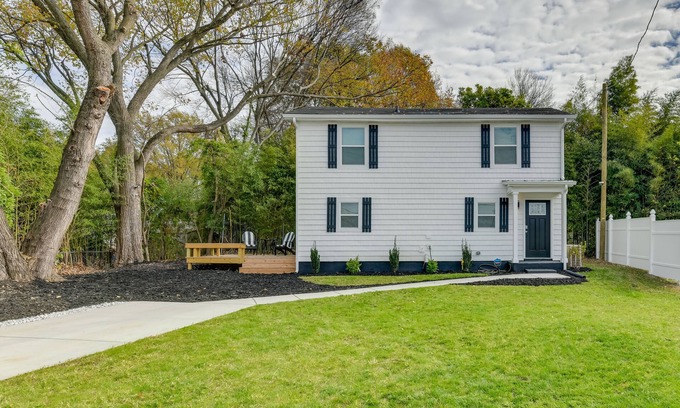 Optimist Park House | Stunning Charlotte Retreat ~ 2 Mi to City Center!