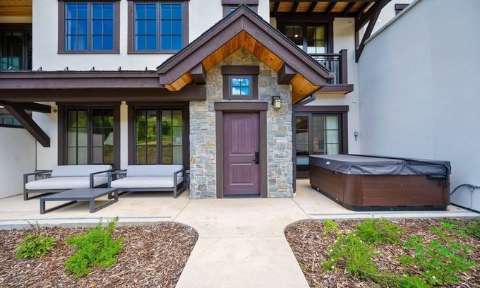 Tamarack Resort Condo | Stunning Condo|Ski In/Out and Private Hot Tub