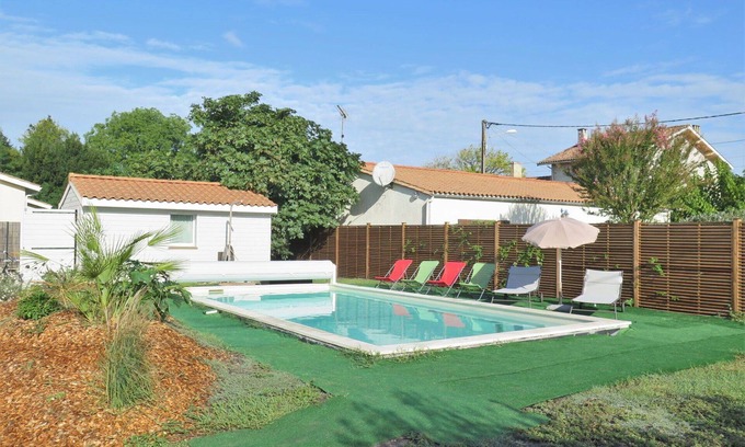 Saint-Vivien-de-Medoc House | Stunning private villa for 6 people with private pool, WIFI and terrace
