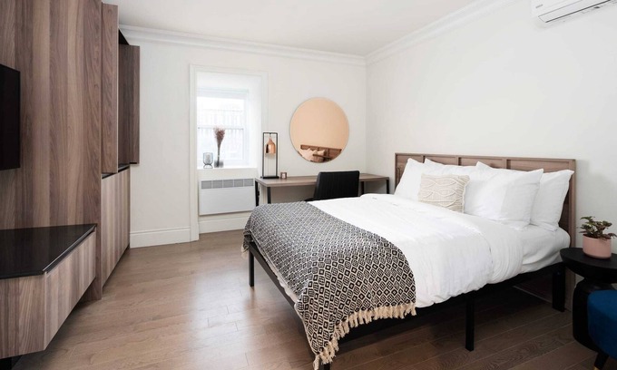 Latin Quarter Apartment | Stunning fully-equipped studio in downtown