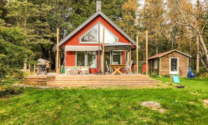 Edsbro House | Stunning home in Edsbro with WiFi