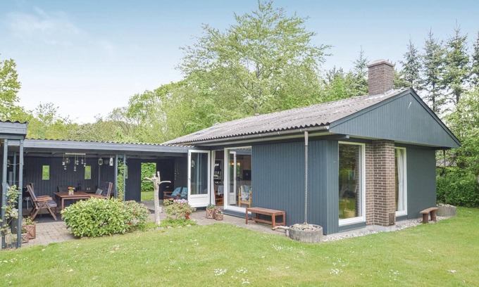 Hvalpsund House | Stunning home in Farsø with WiFi