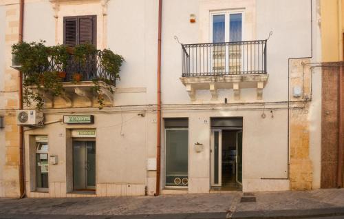 Solarino House | Stunning Home In Solarino