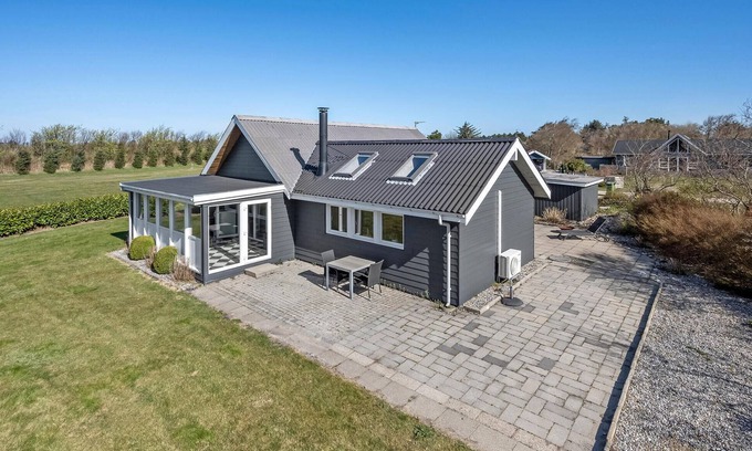 Thorsminde House | Stunning home in Vemb with WiFi