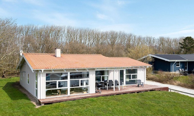 Vestervig House | Stunning home in Vestervig with WiFi