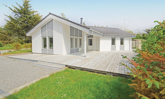 Agger House | Stunning home in Vestervig with WiFi