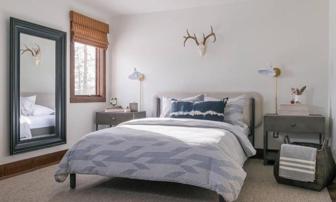 Emigrant House | Stunning home, right on the Yellowstone River