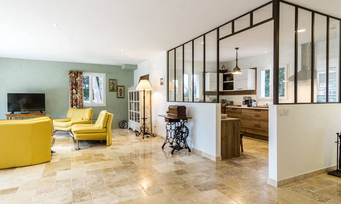 Cheval-Blanc House | Stunning house on the edge of the Luberon