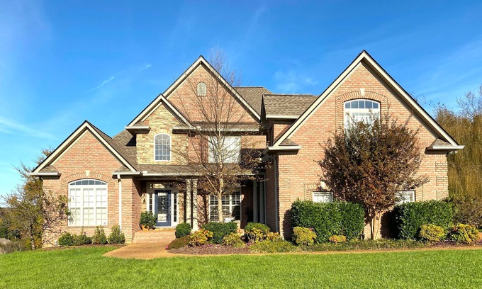 Old Hickory House | Stunning Lakeview Home, 25 min from Downtown Nashville