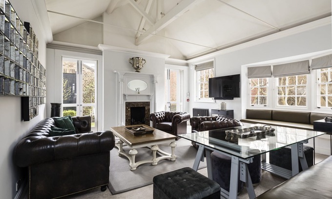 City of Westminster Apartment | Stunning Mayfair Penthouse close to Selfridges
