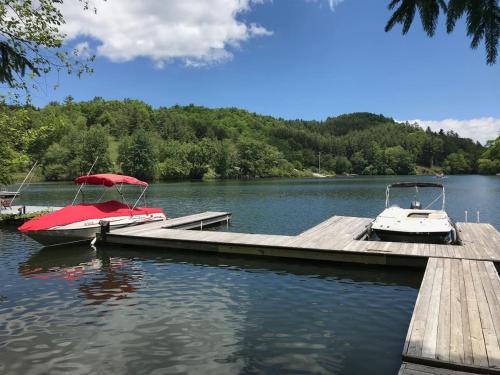 Cullowhee House | Stunning Modern Rustic Lake Retreat PRVT BOAT SLIP