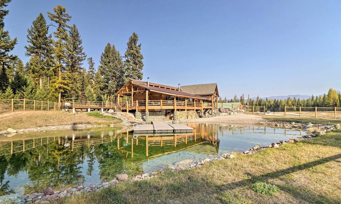 Olney Cabin | Stunning Montana Retreat: Hot Tub, On-Site Hiking!