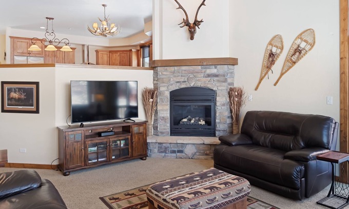 Bear Crossing House | Stunning mountain home w/ a private hot tub, gas grill, & full kitchen