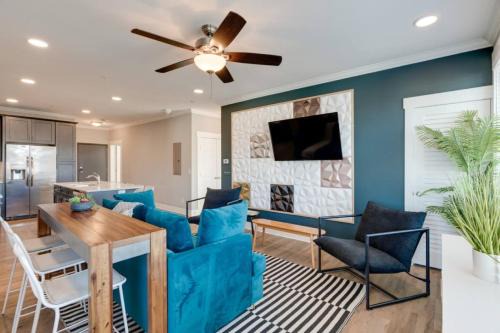 The Nations Apartment | Stunning Nations Condo Minutes from Broadway