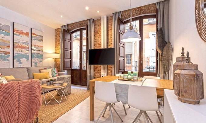 Central District Apartment | Stunning one-bedroom apartment near the Cathedral. Zacatin 101