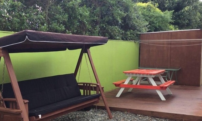 Punakaiki House | Stunning Paradise central on large section