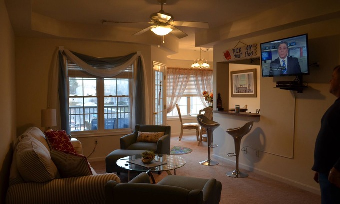 Rehoboth Beach Condo | Stunning pool view from your private condo oasis