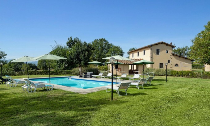 Borgo San Lorenzo Villa | Stunning private villa with A/C, private pool, WIFI, TV, patio, pets allowed and parking
