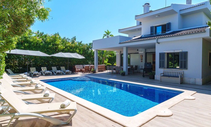 Son Baulo Villa | Stunning private villa for 12 guests with A/C, private pool, WIFI, TV and patio