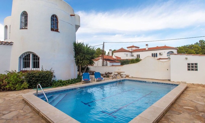 Les Tres Cales Villa | Stunning private villa for 10 guests with private pool, WIFI, TV, patio and parking
