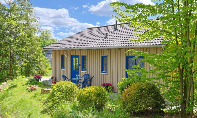 Bad Arolsen House | Stunning private villa for 6 guests with WIFI, TV and terrace