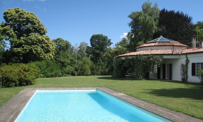 Dormelletto Villa | Stunning private villa for 12 people with private pool, WIFI, TV and patio