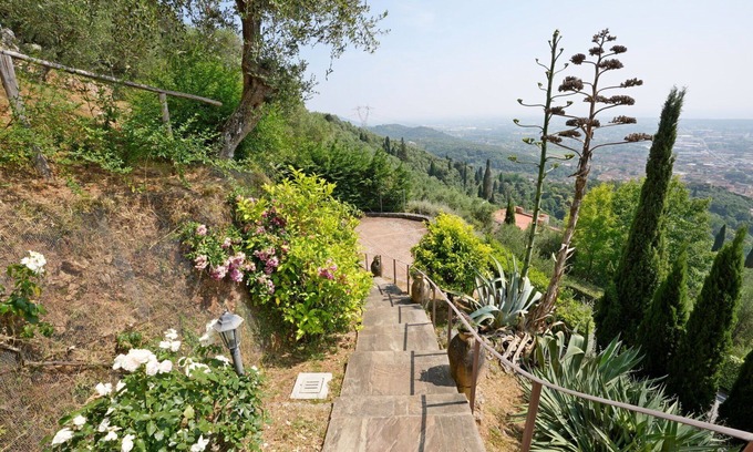 Pietrasanta Villa | Stunning private villa with WIFI, TV, patio, panoramic view and parking, close to Forte Dei Marmi