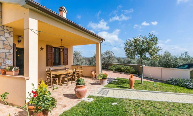 Riparbella House | Stunning private villa with A/C, private pool, WIFI, TV, patio, pets allowed and parking