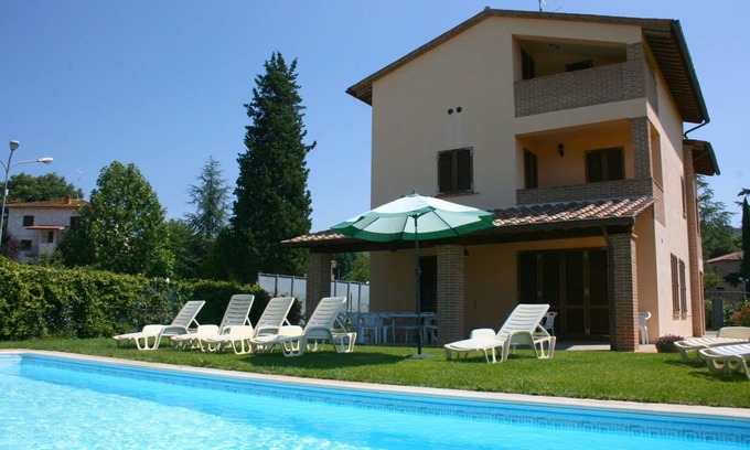 Lucignano Villa | Stunning private villa for 12 guests with private pool, WIFI, TV, balcony and parking