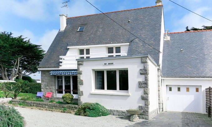 Morbihan House | Stunning private villa for 8 guests with WIFI, TV, terrace, pets allowed and parking