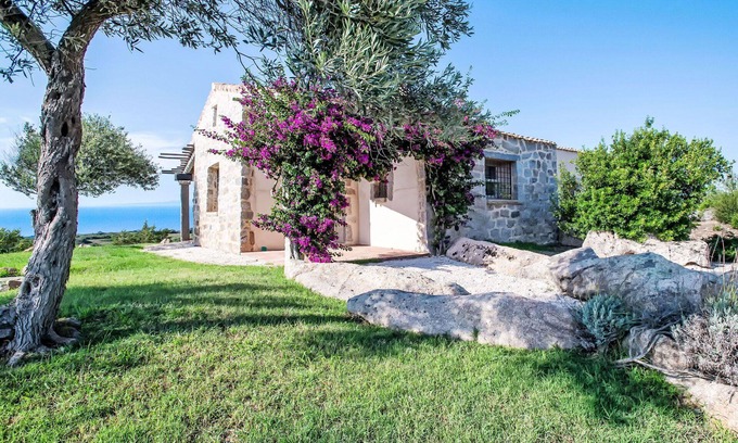 Aglientu Villa | Stunning private villa for 6 guests with A/C, WIFI, TV, pets allowed and parking